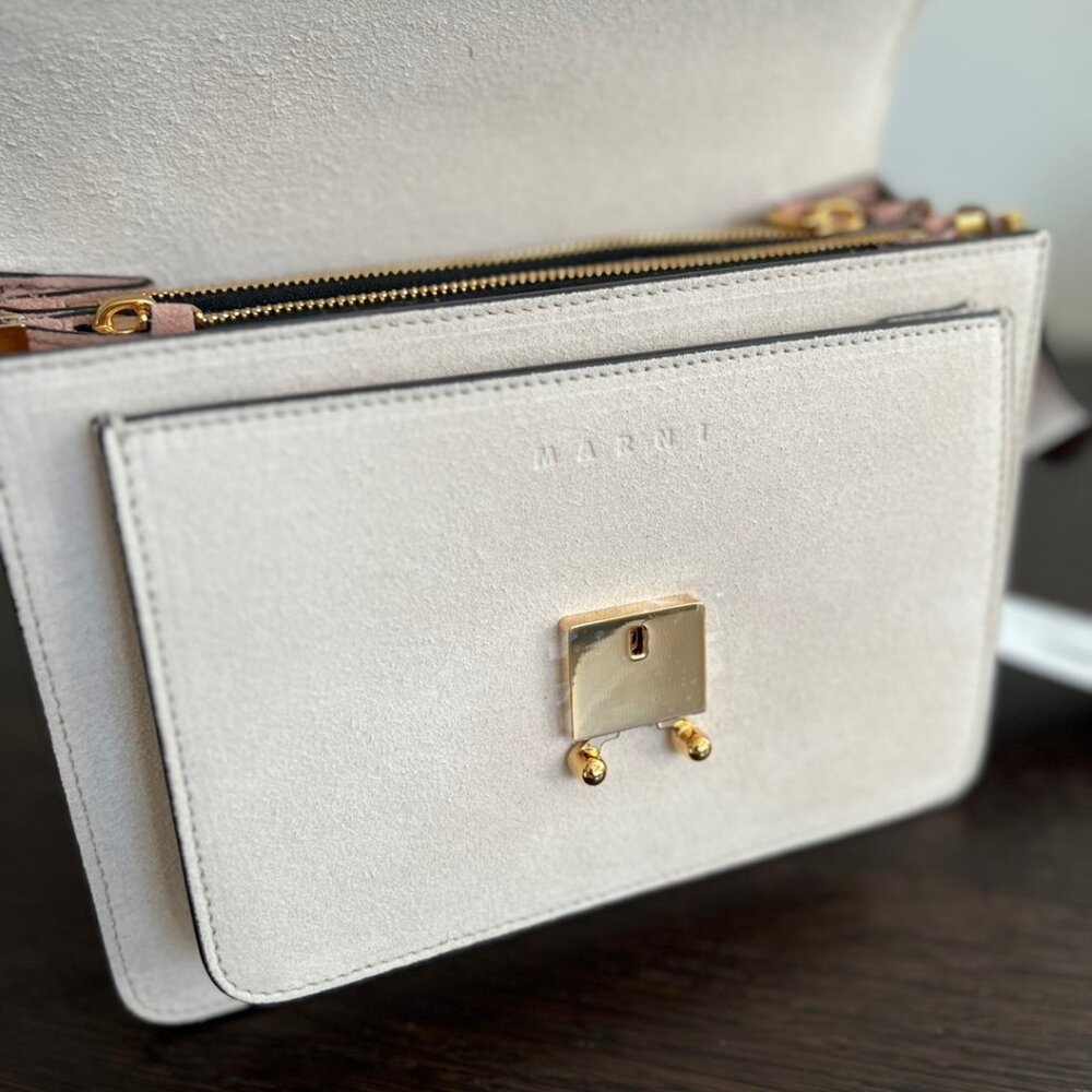 NWT - Marni Medium Trunk Suade Shoulder Bag🤍🌸👜 - Picture 6 of 10